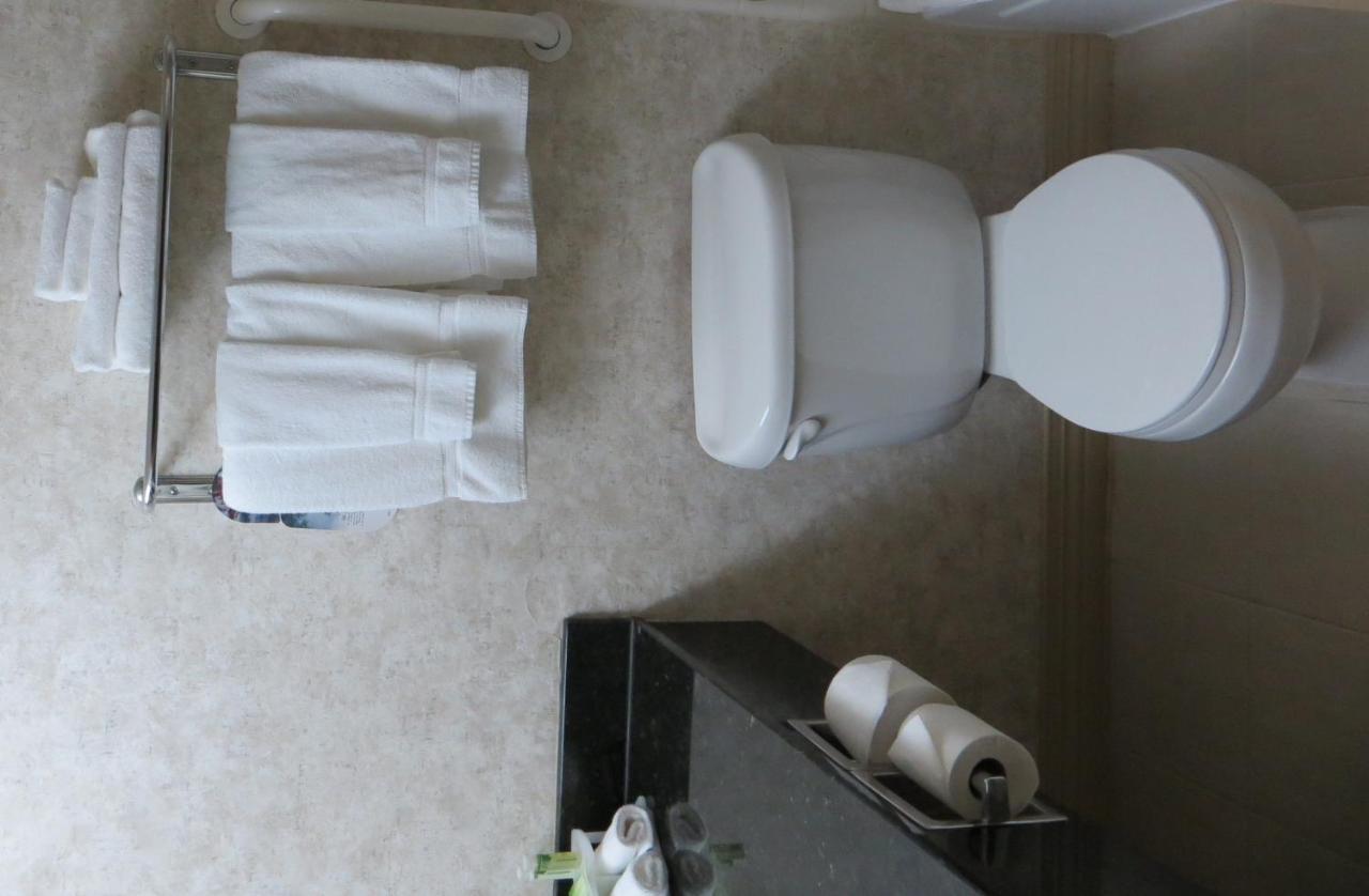 Holiday Inn Express Hotel & Suites Howell By Ihg Екстер'єр фото